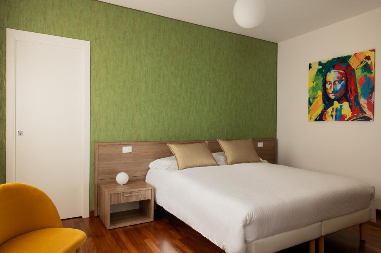 B&B Monna Lisa Rooms Montesano Scalo Exterior photo